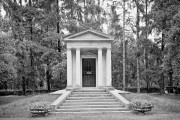 Villa Varda Mausoleum, Brugnera